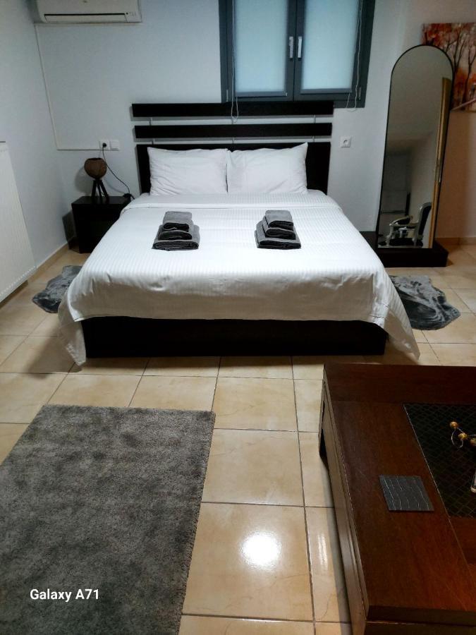 Square Apartment